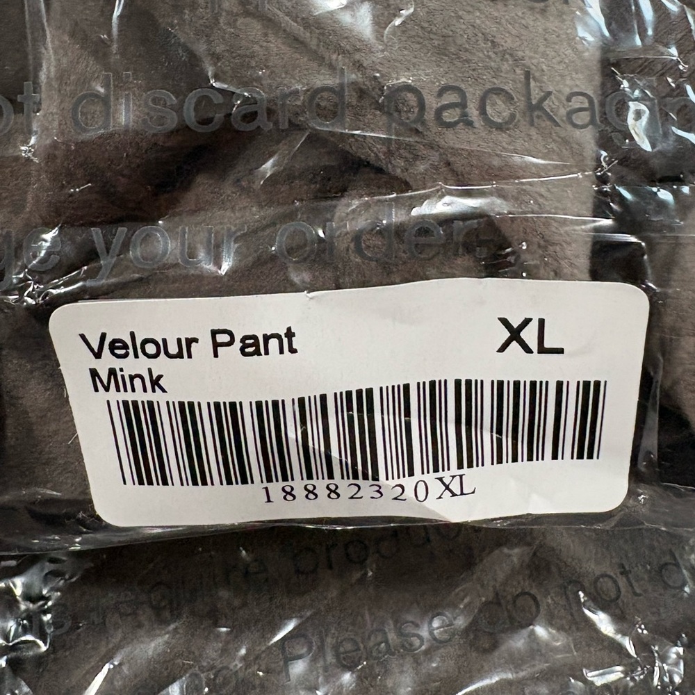 Ruby Ribbon Velour Sweatpants in Mink NWT - Picture 4 of 5